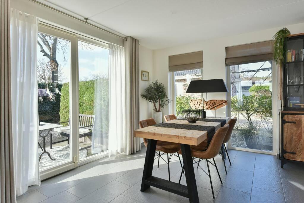 Holiday home Beachhouse Zonneweelde *